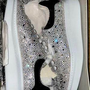 Alexander McQueen Embellished shoes